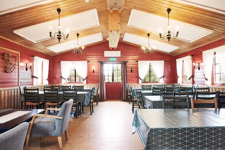 Storstogo. Hytte til utleie på Vaset i Valdres. Spisestue.