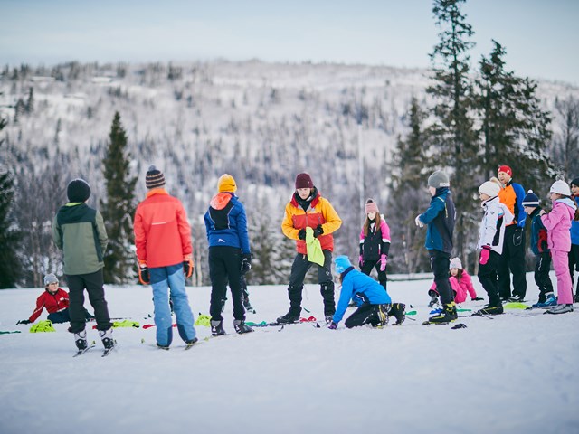 Skileik på Brennabu leirskole